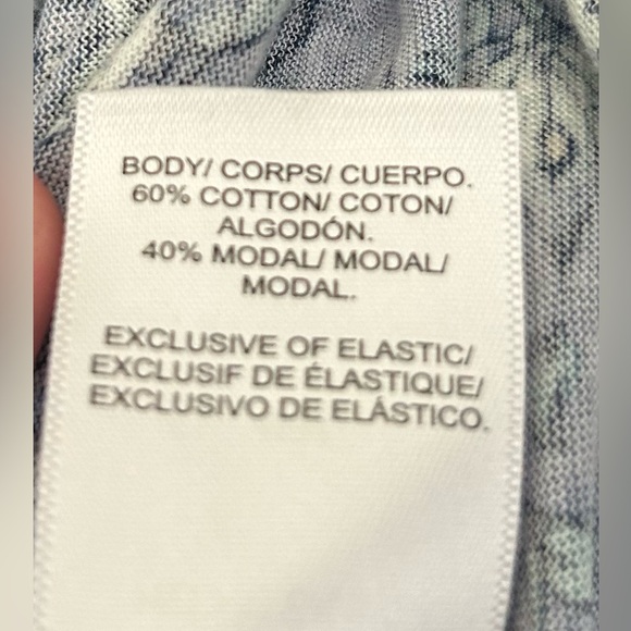 Lucky Brand Blue Floral Smocked shirt, Medium - Picture 5 of 8